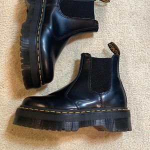 Dr. Martens Black 2976 Smooth Leather Chelsea Boots Size 7 EU 38